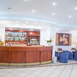 Hotel Assinos Palace Giardini-Naxos