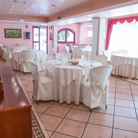 Assinos Palace 4*