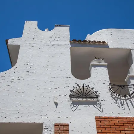 Assinos Palace 4*