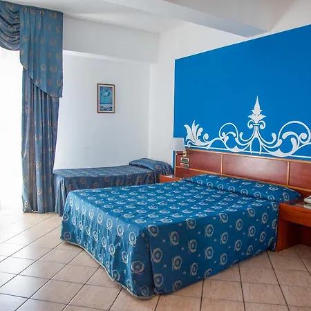 Otel Assinos Palace Giardini Naxos