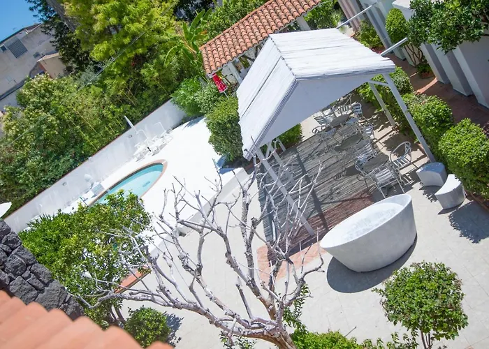 ホテル Assinos Palace ジャルディーニ・ナクソス