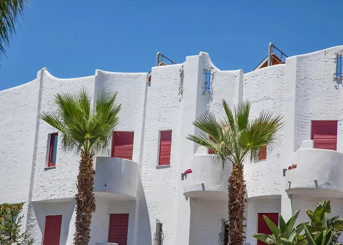 Assinos Palace ホテル 4*