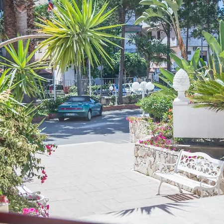 Hotel Assinos Palace Giardini Naxos